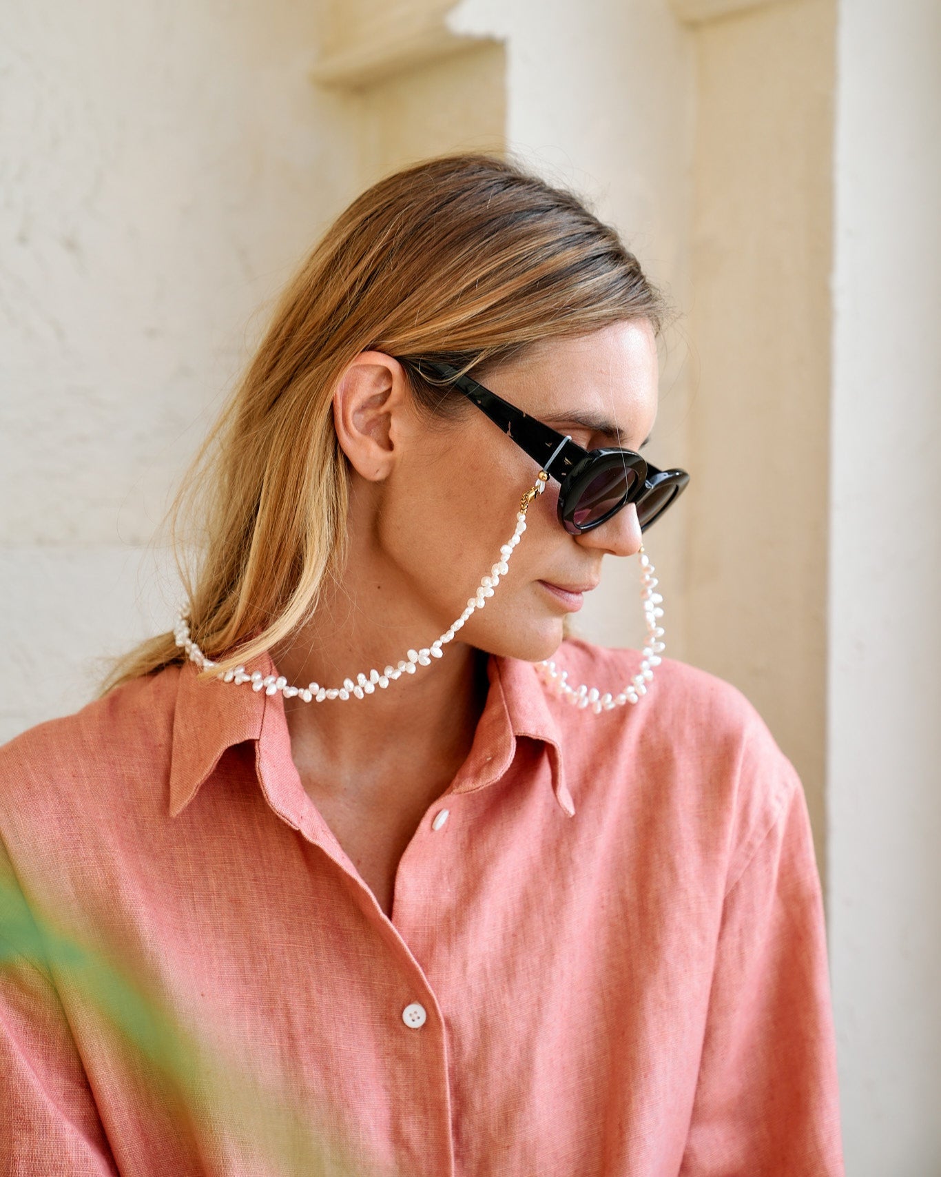 White Blossom Petal-Shaped Fresh Water Pearl Glasses Chain